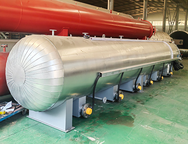 新型防腐襯膠硫化罐